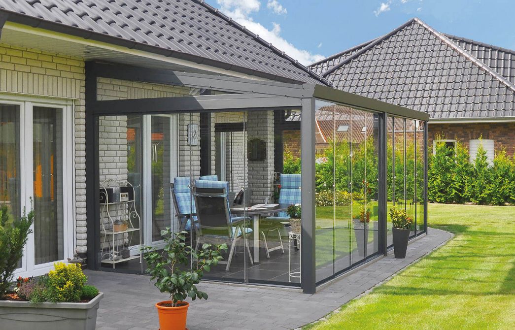 Tuinkamer met glasschuifwanden