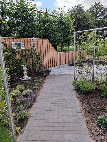 Patio betonstraatsteen 6 cm black TOP mini facet komo