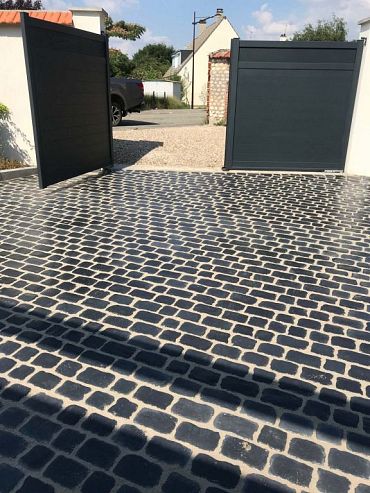 COURTSTONES BOORDSTEEN 50X8X20 BASALT