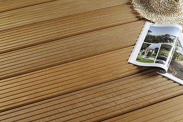 Bangkirai 25x145mm terrasplank glad/grof P100 KD18% +/-2% Premium FCQ