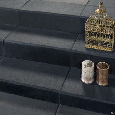 Traptrede 100x35x15 cm indus black kleurecht met facet