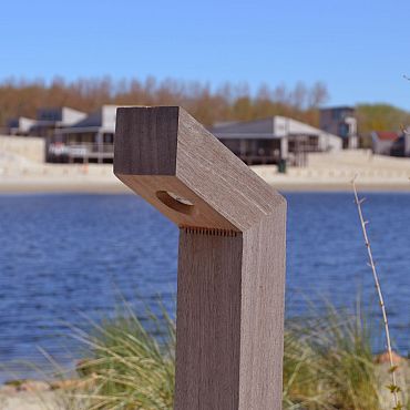 PUNTO - 70x120x800mm + 600mm ingraven - Cumaru - Amber - Kabel