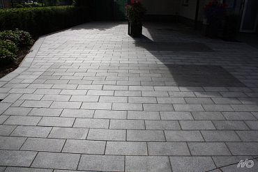 Paving Line Tibet Dark Grey 20x40x5 cm Gevlamd