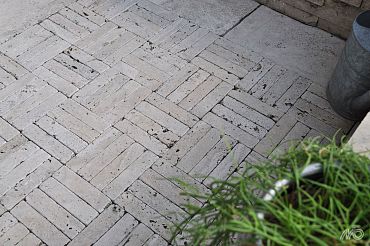 Paving Line Travertin Ivory Cream 20x5x5 cm Soft finish