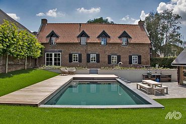 Vijverrand Vietnamese hardsteen recht 2 lange zijdes grof geschuurd 100x20x3 cm Grof geschuurd