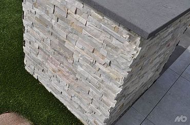 Stone Panels White Quarzite 60x15x1,5-2,5 cm Breukruw