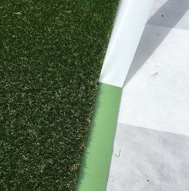 Plaktape voor kunstgras rol 10mtr