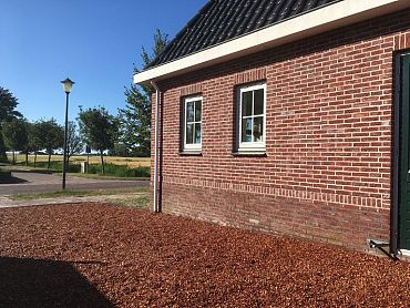 Gebroken perzikstenen - 20 liter zak